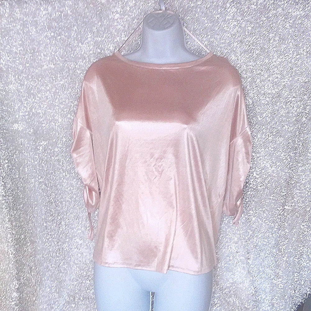 Women's Jennifer Lopez large top